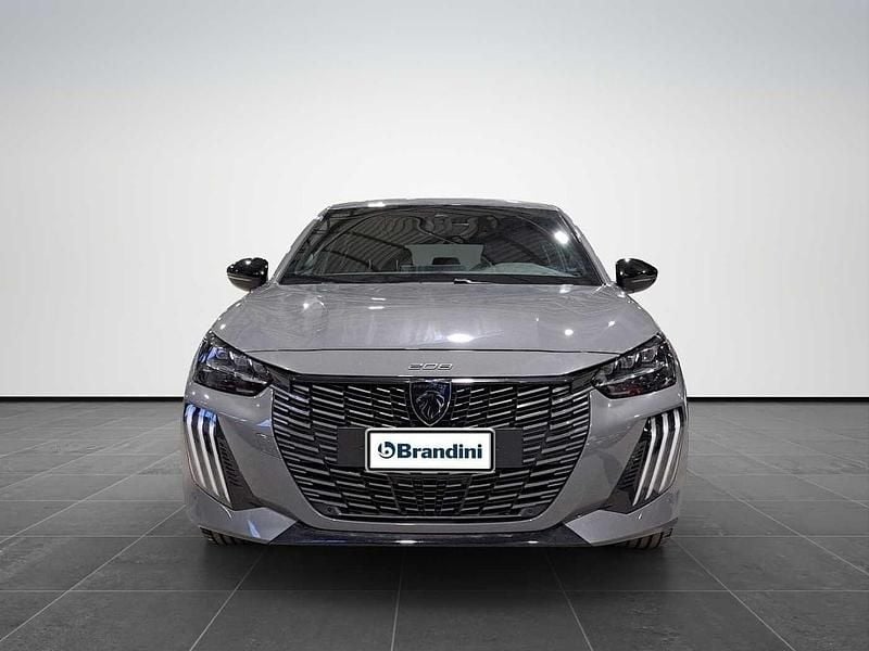 Usata Peugeot e-208 GT 61 kW (84 CV) 2024 Grigio Utilitaria
