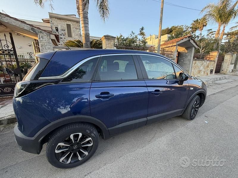 Usata Opel Crossland 110 CV (80 kW) 2023 Blu SUV