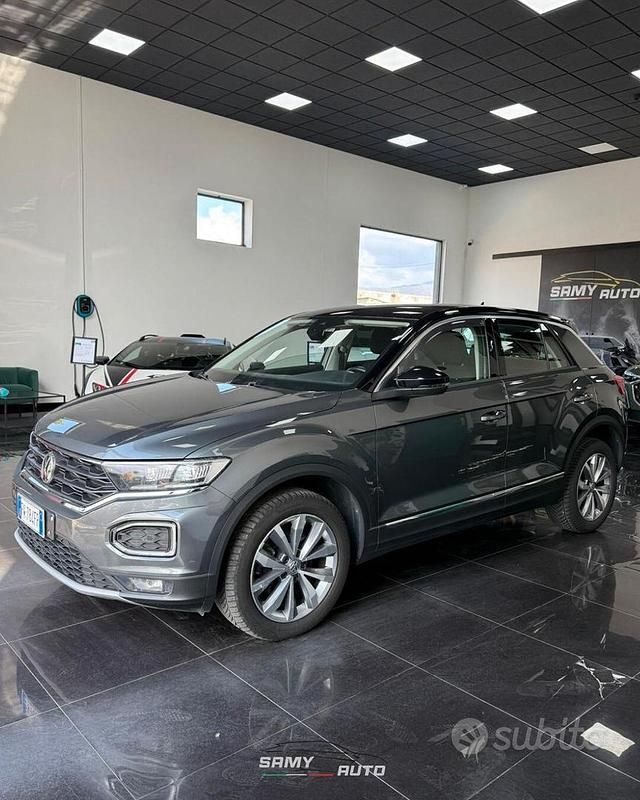 Usata VW T-Roc Style 150 CV (110 kW) 2019 Grigio SUV