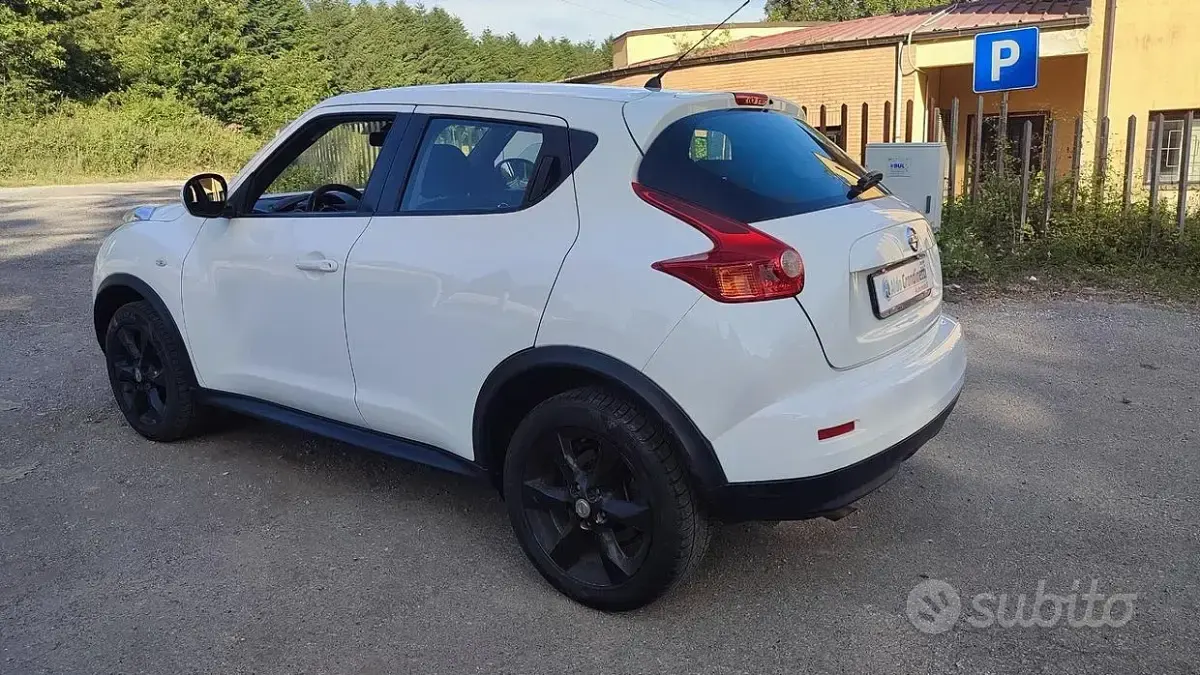 Usata Nissan Juke Acenta 110 CV (80 kW) 2011 Bianco SUV
