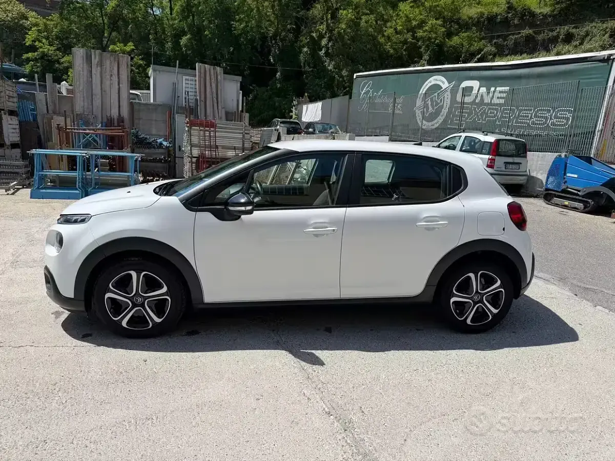 Usata Citroën C3 Shine 110 CV (80 kW) 2018 Bianco Utilitaria