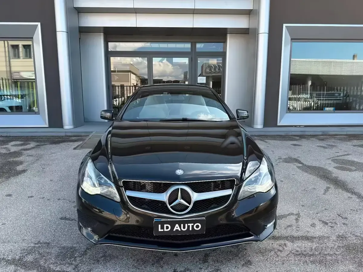 Usata Mercedes E350 258 CV (189 kW) 2015 Coupé