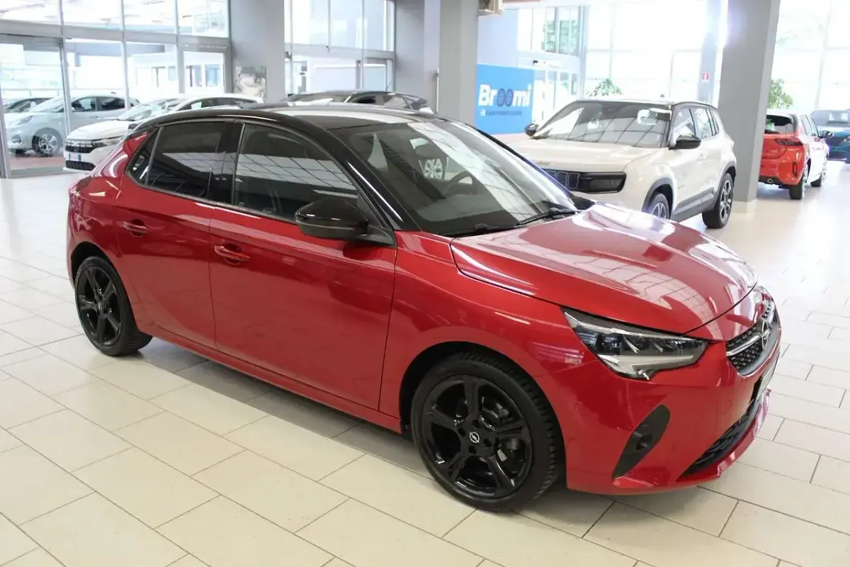 Usata Opel Blitz Edition 75 CV (55 kW) 2022 Rosso Berlina