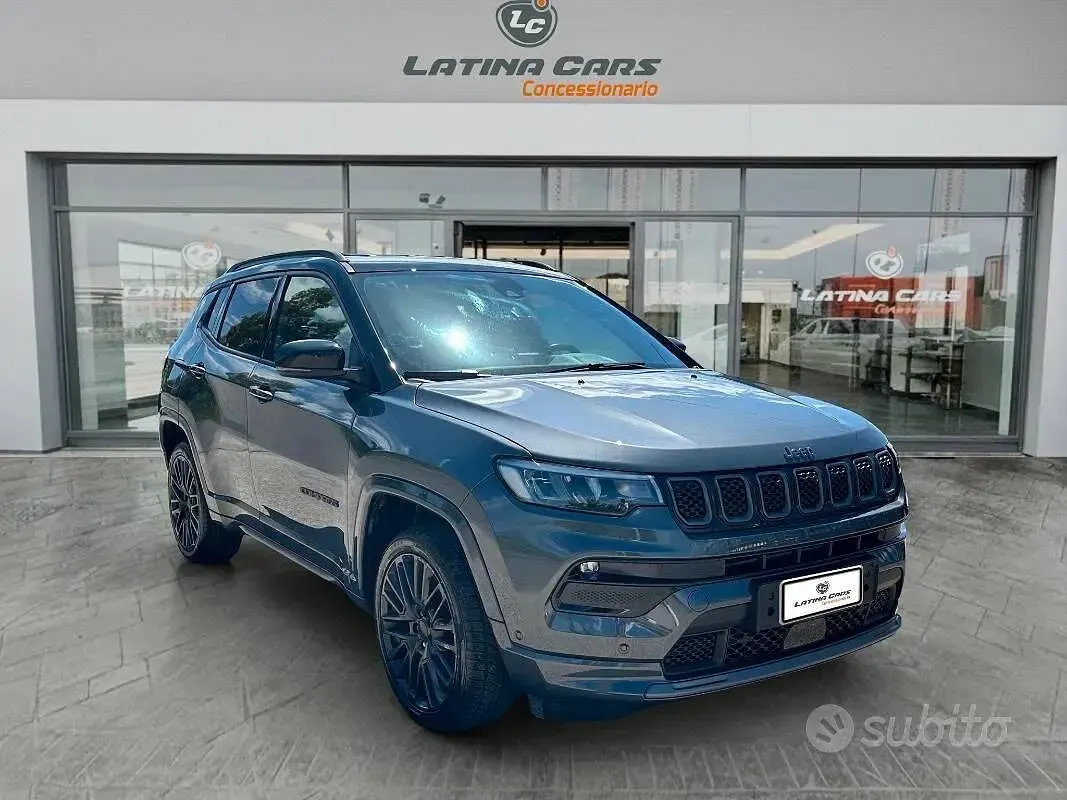 Usata Jeep Compass 179 CV (131 kW) 2021 Grigio SUV
