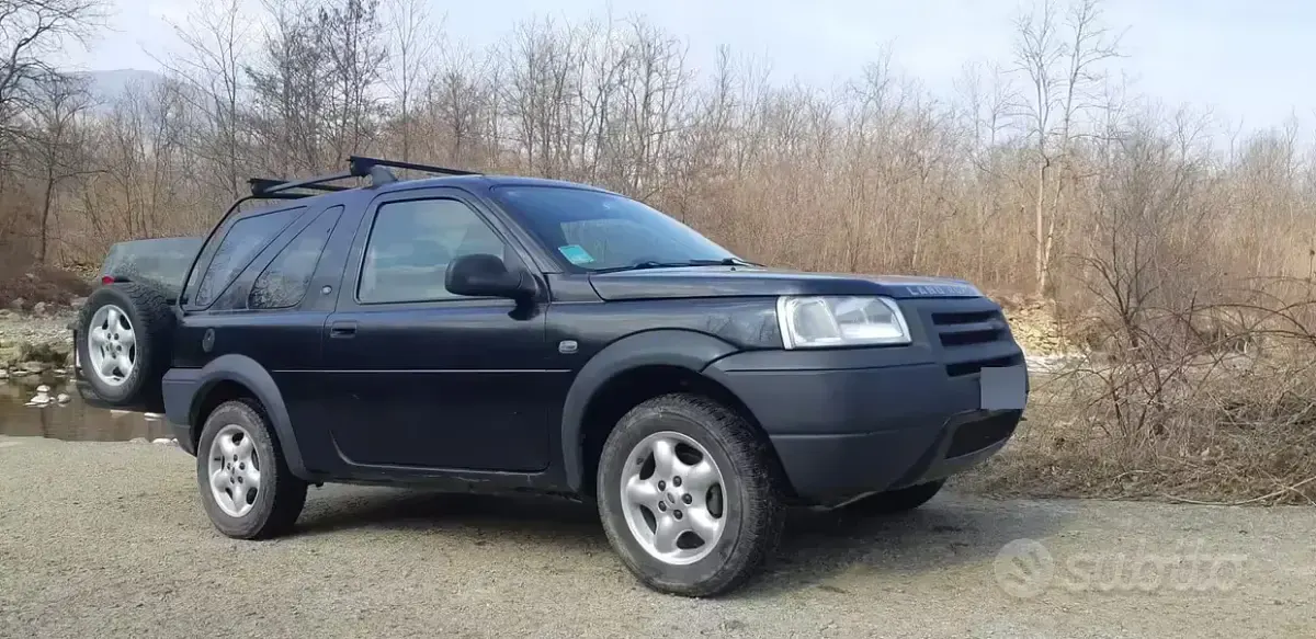 Usata Land Rover Freelander 111 CV (81 kW) 2003 Nero SUV