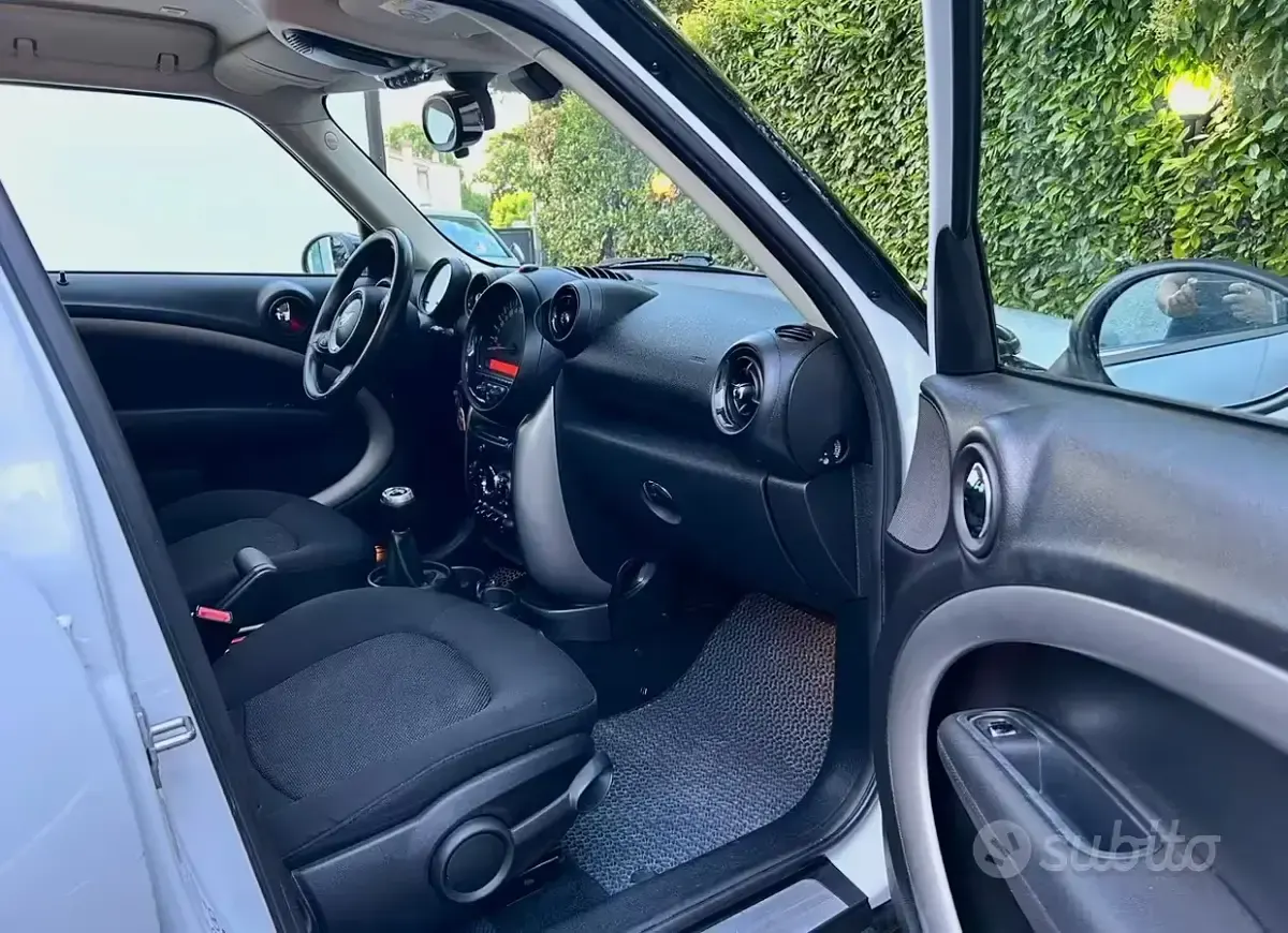 Usata Mini Countryman 111 CV (81 kW) 2014 Bianco SUV