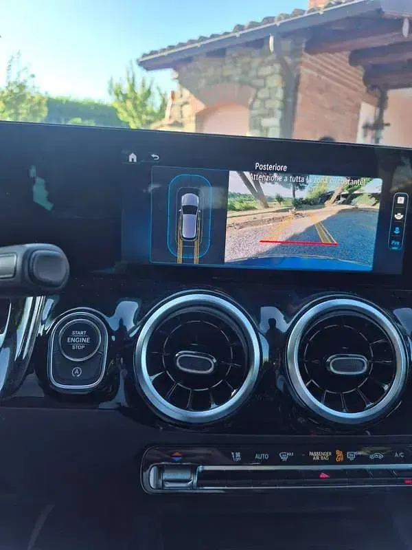 Usata Mercedes B180 Advanced Plus 116 CV (85 kW) 2023 Grigio Utilitaria