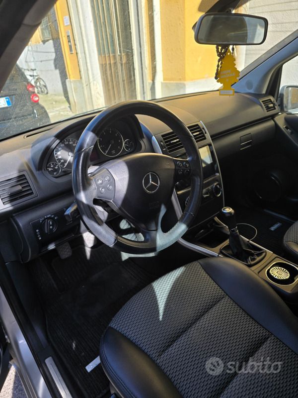 Usata Mercedes A170 Avantgarde 116 CV (85 kW) 2008 Grigio Monovolume