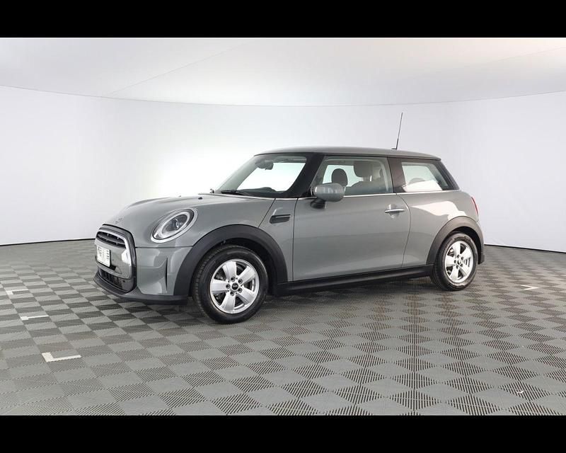 Usata Mini ONE Essential 75 CV (55 kW) 2022 Grigio moonwalk met Utilitaria