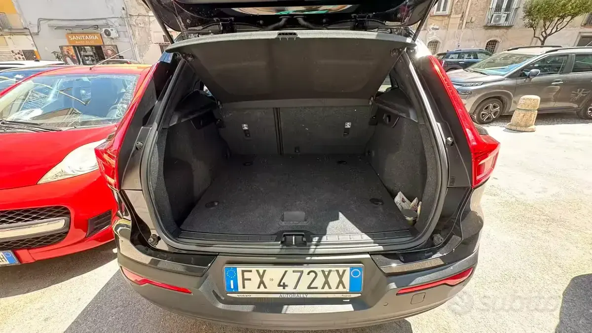 Usata Volvo XC40 150 CV (110 kW) 2019 Nero SUV