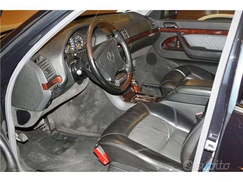 Usata Mercedes S600 394 CV (289 kW) 1996 Nero Berlina
