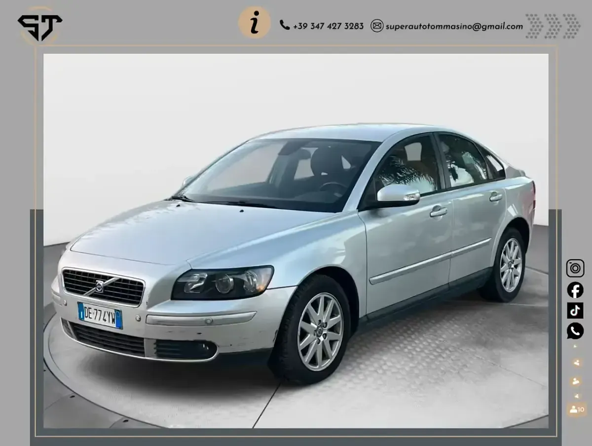 Usata Volvo S40 Summum 136 CV (100 kW) 2007 Argento Berlina