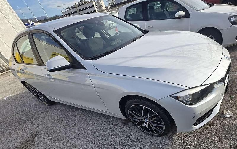 Usata BMW 316 116 CV (85 kW) 2018 Bianco Berlina