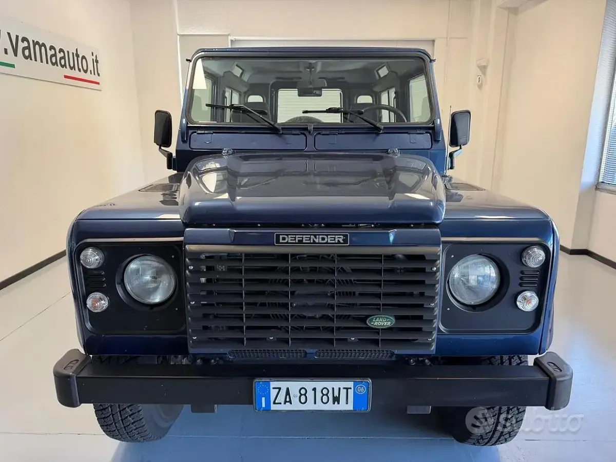 Käytetty Land Rover Defender S 122 HP (89 kW) 2006 Sininen Farmari