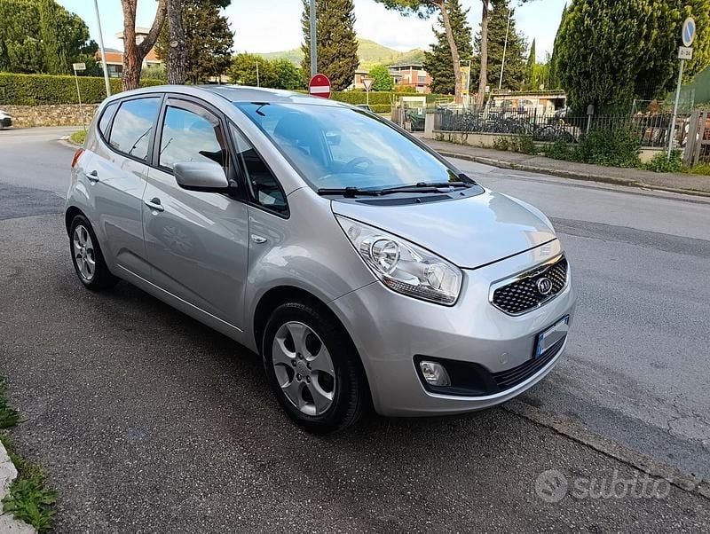 Usata Kia Venga Active 90 CV (66 kW) 2012 Grigio Utilitaria