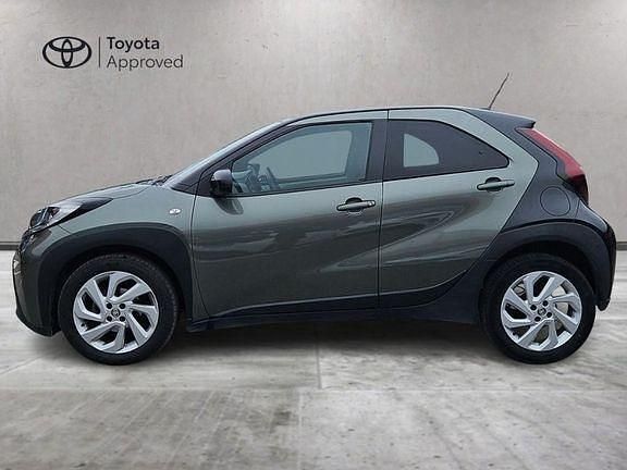 Usata Toyota Aygo X Trend 72 CV (52 kW) 2022 Cardamom green & black SUV