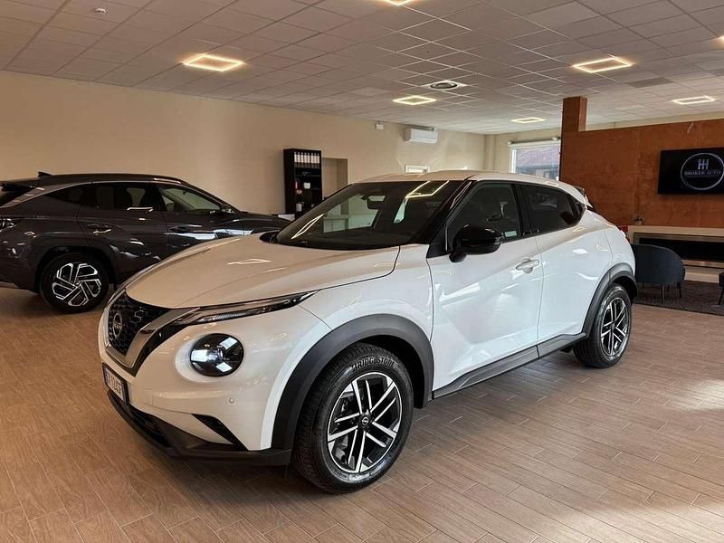 Usata Nissan Juke N-Connecta 114 CV (83 kW) 2025 Perla SUV
