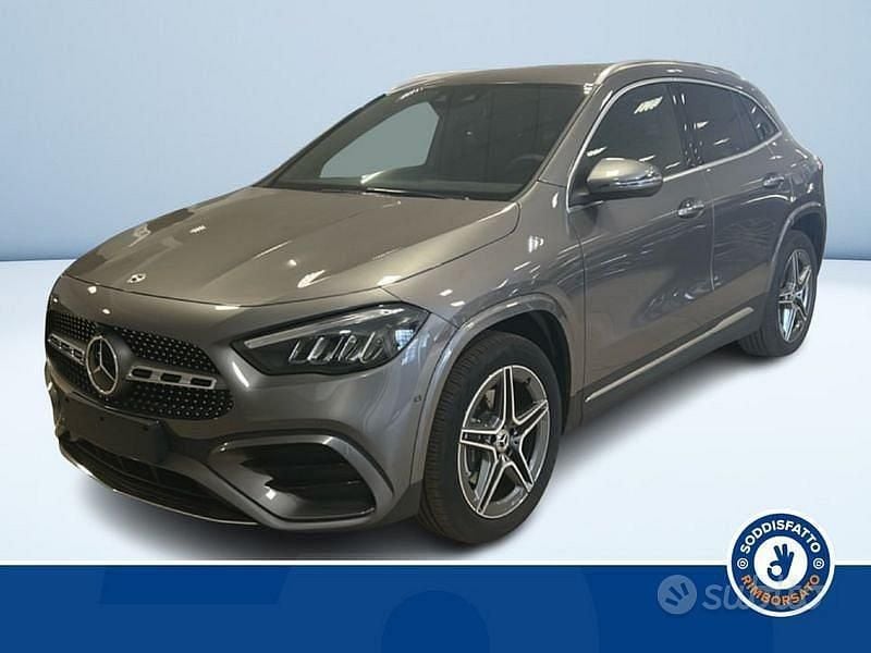 Grigio Nuova 2025 Mercedes GLA250 Advanced Plus SUV | 48.100 € (Buon prezzo) - Immagine 1/3