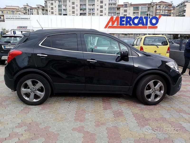 Usata Opel Mokka 116 CV (85 kW) 2014 Nero SUV