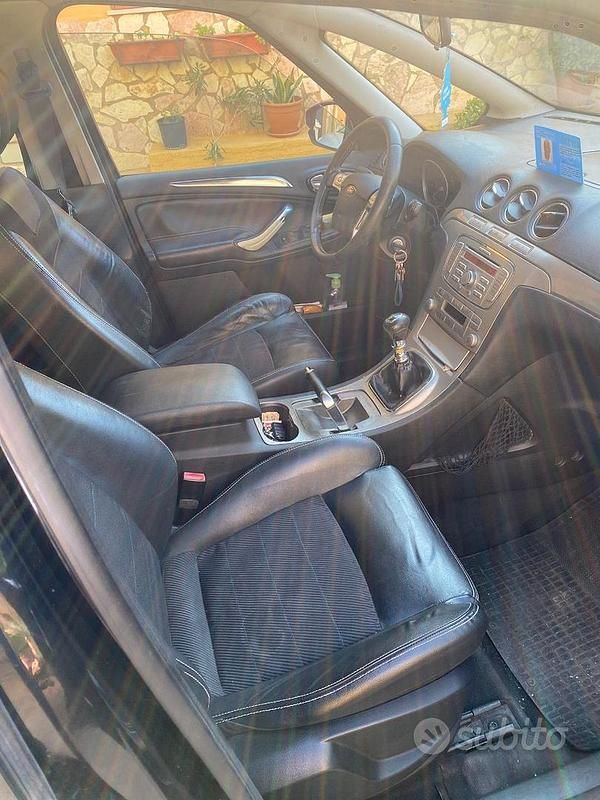 Usata Ford S-MAX 125 CV (91 kW) 2007 Nero Monovolume