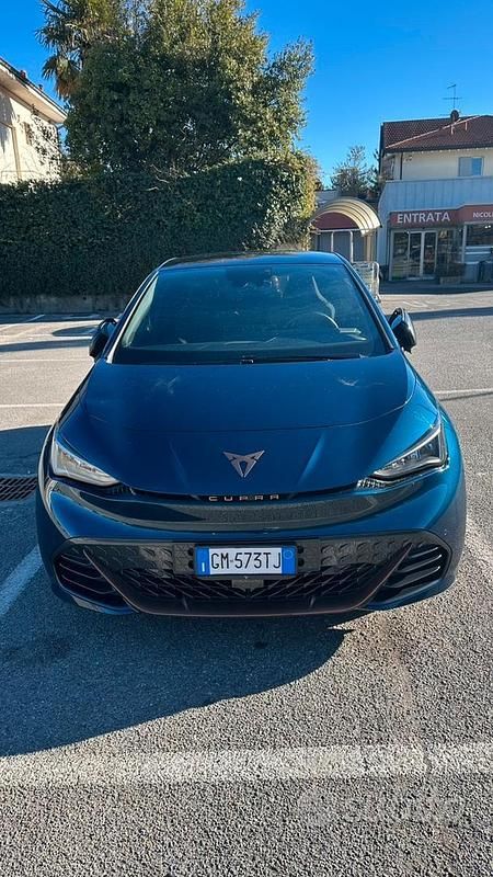 Blu Usata 2023 Cupra Born Due volumi | 19.900 € (Ottimo prezzo) - Immagine 1/4