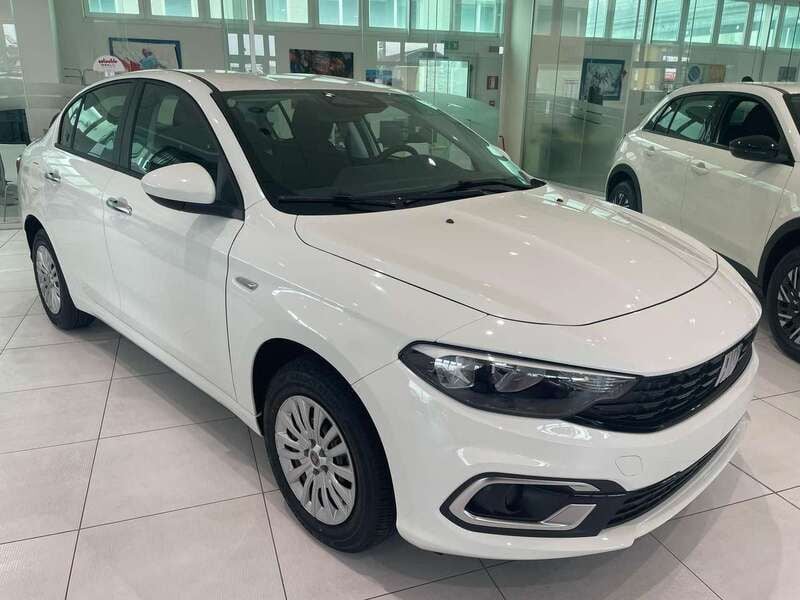 Bianco Nuova 2025 Fiat Tipo S Tre volumi | 16.100 € (Ottimo prezzo) - Immagine 1/4