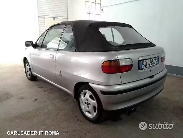 Usata Fiat Punto Cabriolet 86 CV (63 kW) 1999 Grigio Cabrio