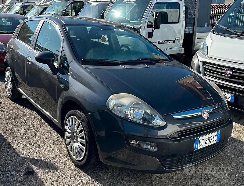 Usata Fiat Punto Evo Dynamic 75 CV (55 kW) 2010 Grigio Utilitaria