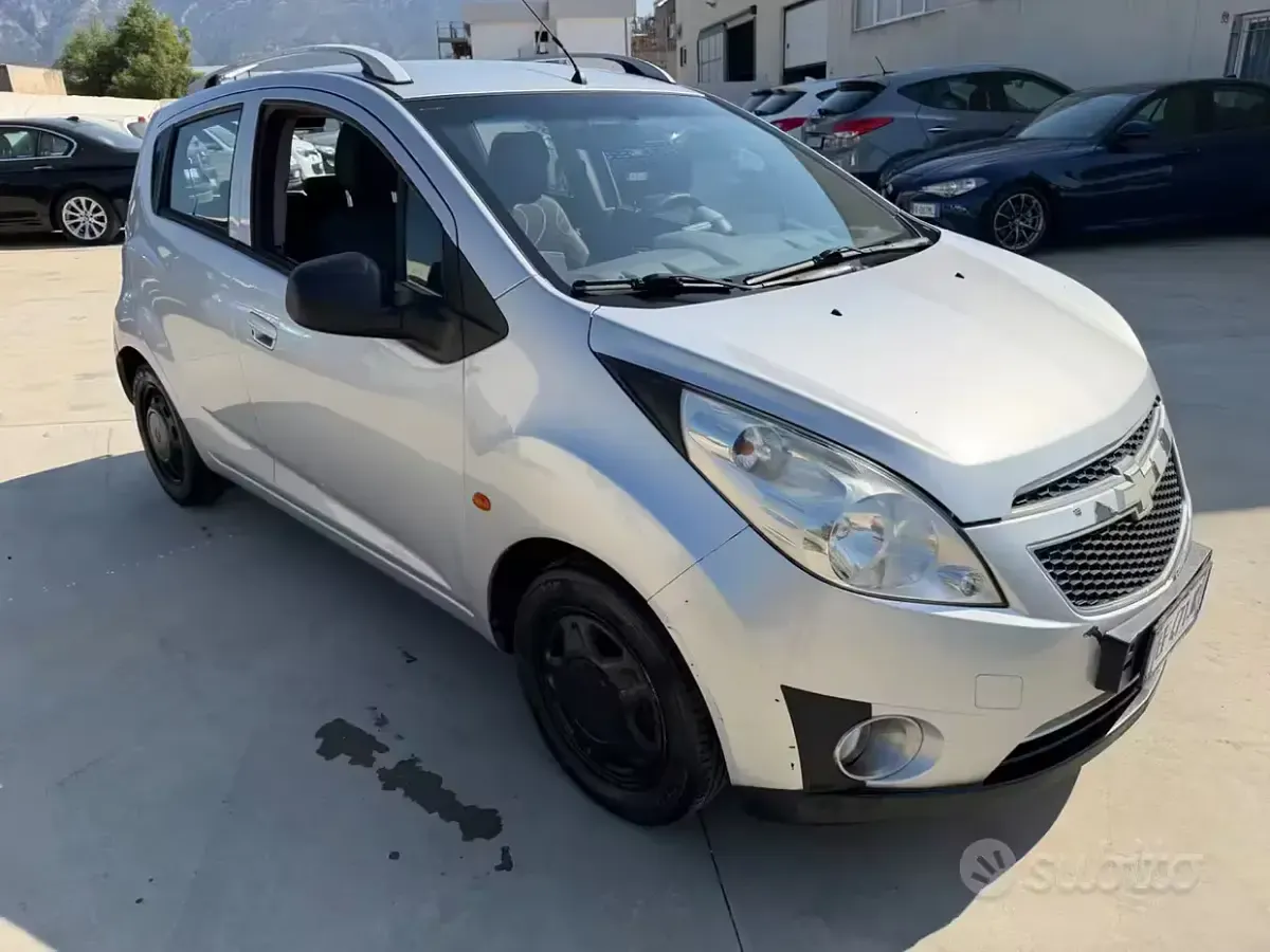 Usata Chevrolet Spark 68 CV (50 kW) 2012 Grigio Utilitaria