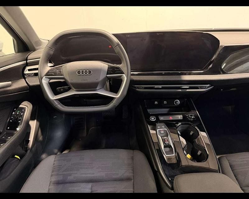 Usata Audi A5 Advanced 204 CV (150 kW) 2025 Bianco ghiacciaio metallizzato Station wagon