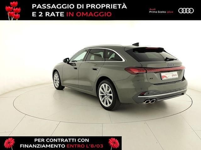 Usata Audi A5 Sportback Advanced 204 CV (150 kW) 2025 Grigio chronos metallizzato Utilitaria