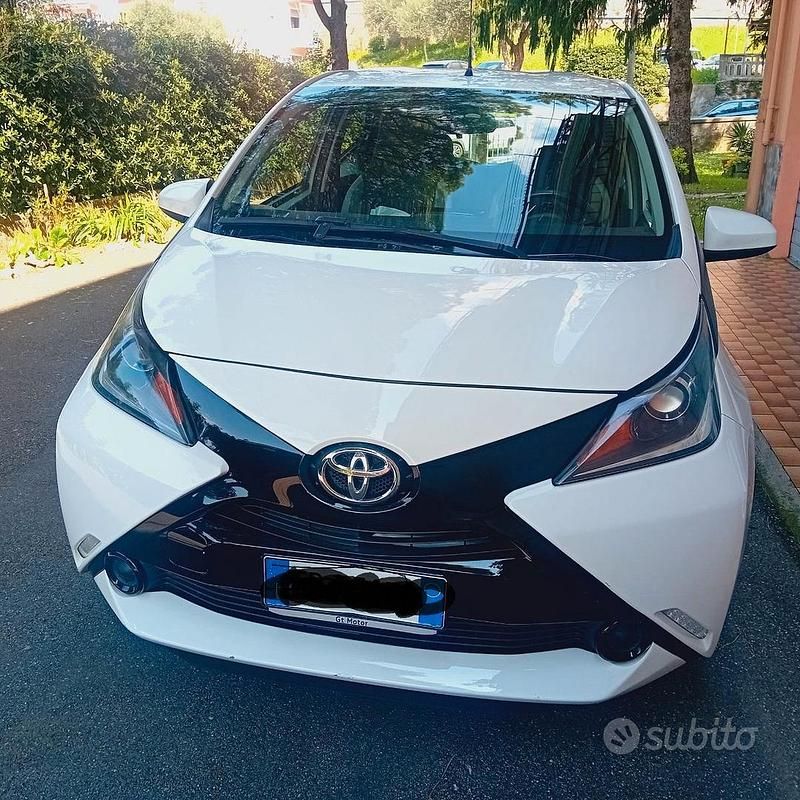 Usata Toyota Aygo 69 CV (50 kW) 2016 Utilitaria