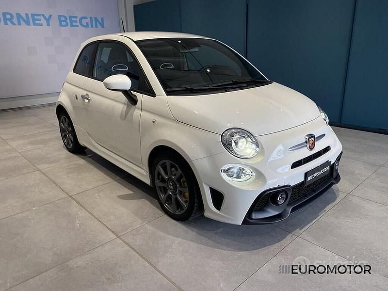 Gebraucht Abarth 595 145 PS (106 kW) 2022 Weiß Limousine