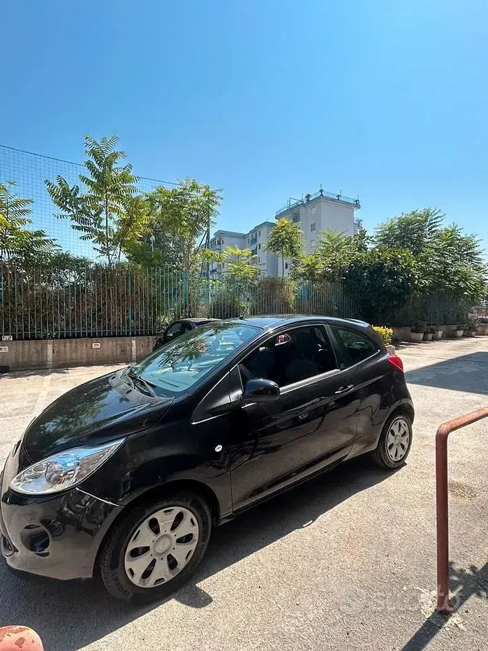 Usata Ford Ka 75 CV (55 kW) 2011 Nero Utilitaria