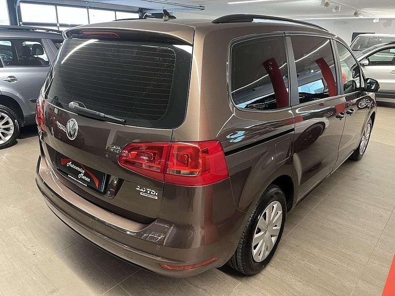 Usata VW Sharan 140 CV (102 kW) 2011 Marrone Monovolume
