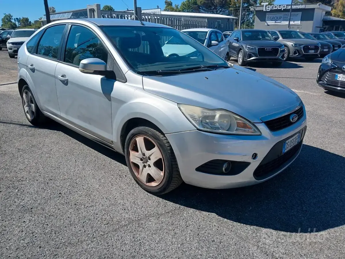 Usata Ford Focus Titanium 90 CV (66 kW) 2008 Grigio Berlina