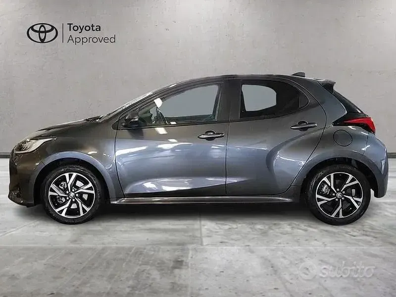 Usata Toyota Yaris Hybrid Trend 116 CV (85 kW) 2024 Other Berlina