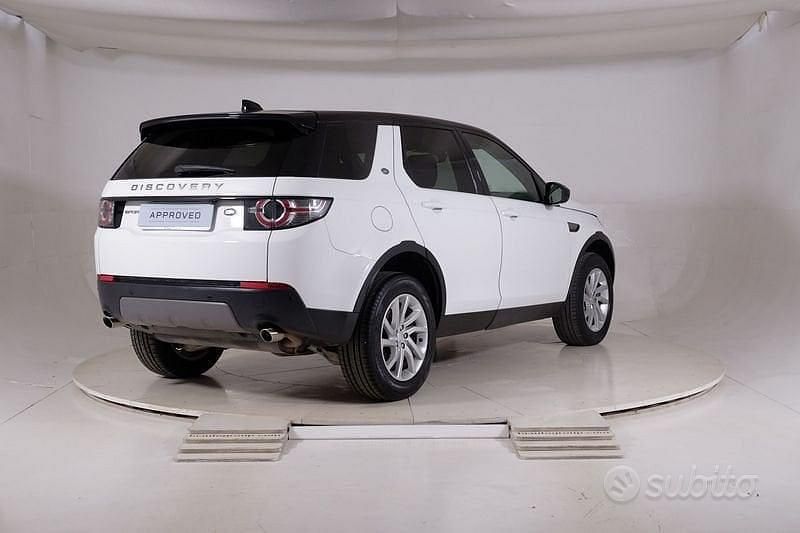 Usata Land Rover Discovery Sport SE 150 CV (110 kW) 2019 Bianco / nero SUV