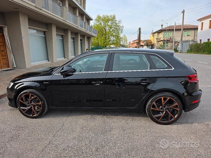 Usata Audi A3 Ambition 110 CV (80 kW) 2015 Nero Berlina