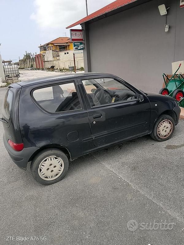 Usata Fiat 600 2003 Nero