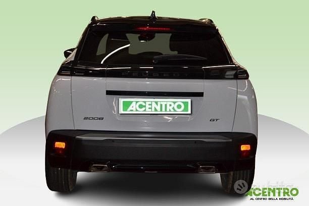 Usata Peugeot 2008 GT 131 CV (96 kW) 2024 Bianco SUV