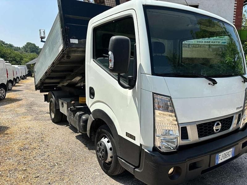 Usata Nissan Cabstar 131 CV (96 kW) 2017 Bianco Pick-up