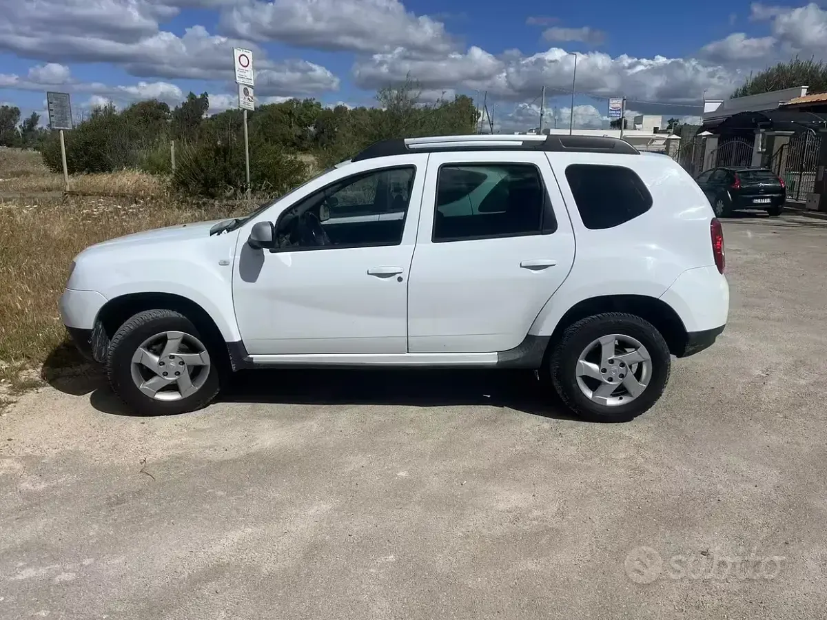 Usata Dacia Duster 107 CV (78 kW) 2011 Bianco SUV