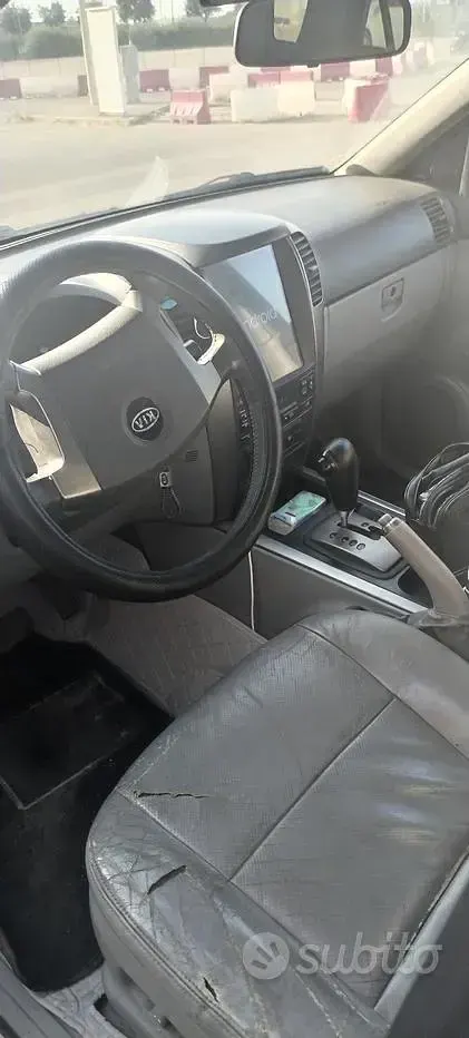 Usata Kia Sorento 140 CV (102 kW) 2005 Grigio SUV