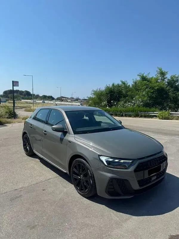 Usata Audi A1 Sportback Ambiente 116 CV (85 kW) 2022 Utilitaria