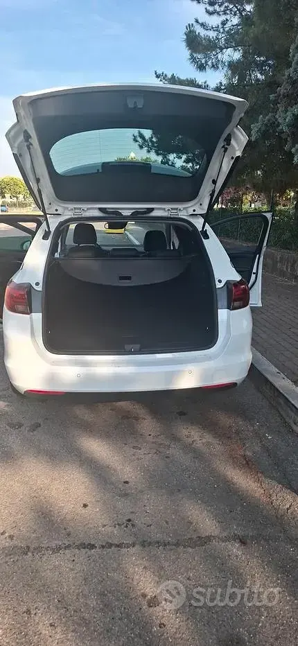 Usata Opel Astra 105 CV (77 kW) 2020 Bianco Station wagon