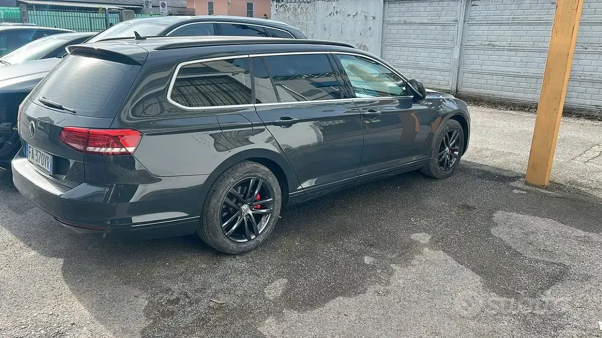 Usata VW Passat 120 CV (88 kW) 2015 Berlina
