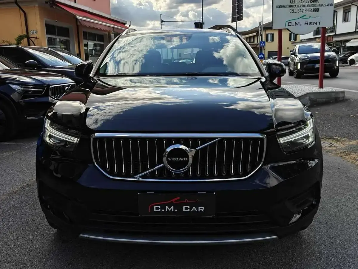 Usata Volvo XC40 Inscription 129 CV (94 kW) 2022 Nero SUV