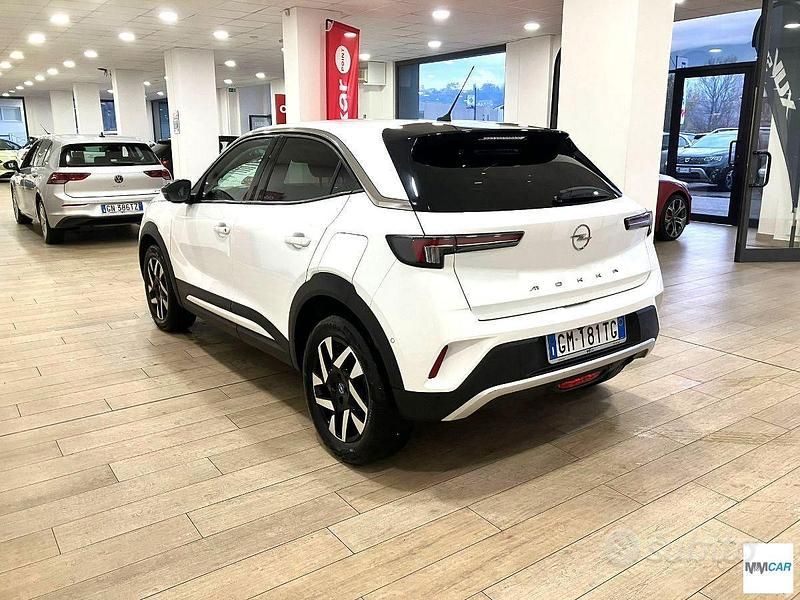 Usata Opel Mokka Elegance 101 CV (74 kW) 2023 Bianco SUV