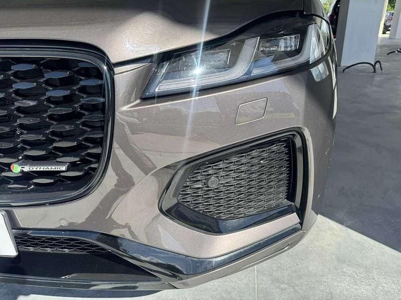 Usata Jaguar F-Pace R-Dynamic 204 CV (150 kW) 2021 Grigio SUV